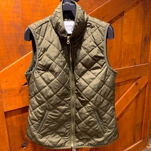 Old Navy Quilted Light Weight Vest